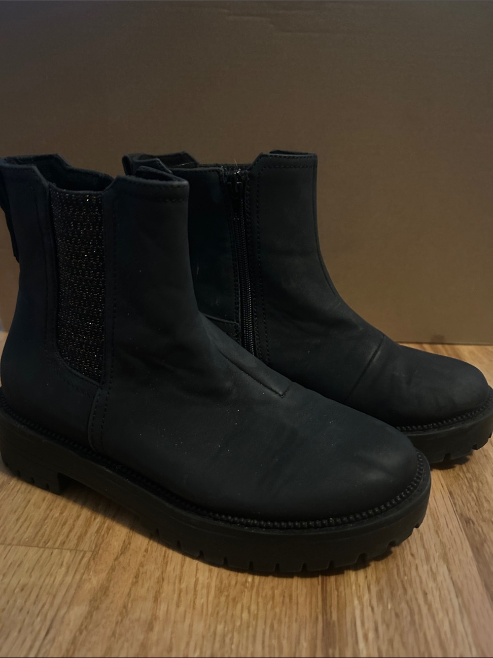TOMS Kids Girls Black Ankle Boots US 1 BRAND NEW